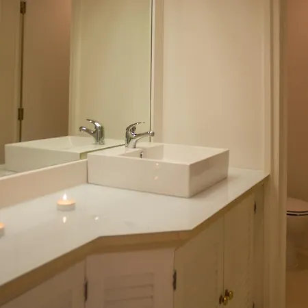 Holidaylovers Chiado Rooms * Lisboa