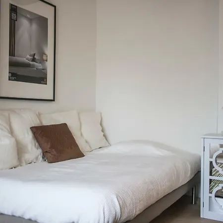Holidaylovers Chiado Rooms *